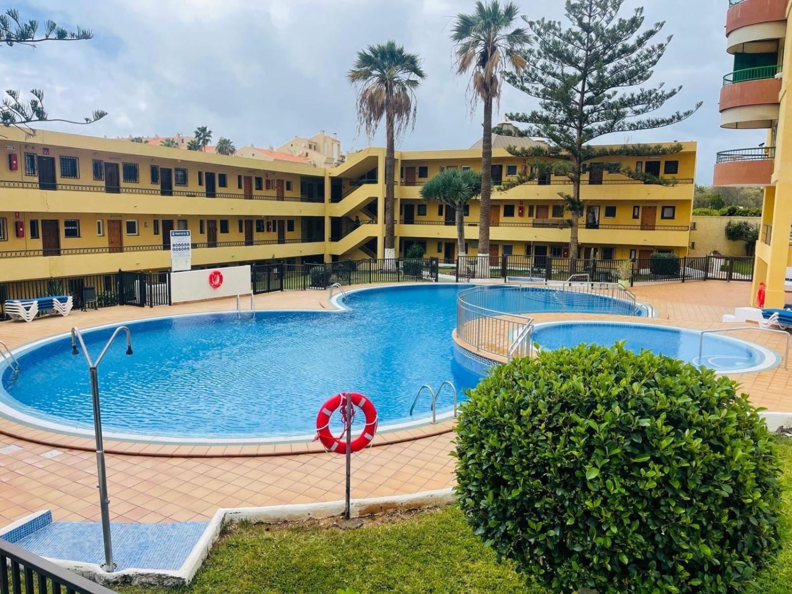 Cozy 2-Bed & Sofa-Bed Studio In Los Cristianos Exterior photo