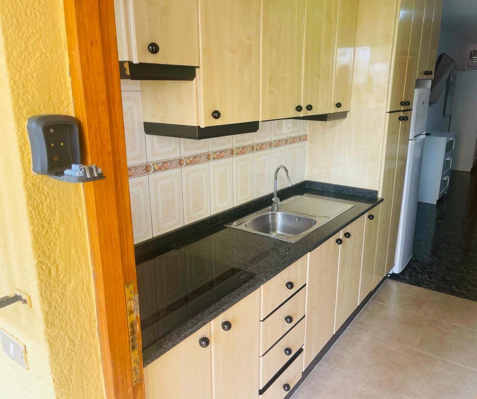 Cozy 2-Bed & Sofa-Bed Studio In Los Cristianos Exterior photo